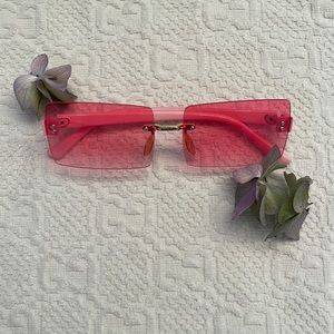 Women’s sunglasses